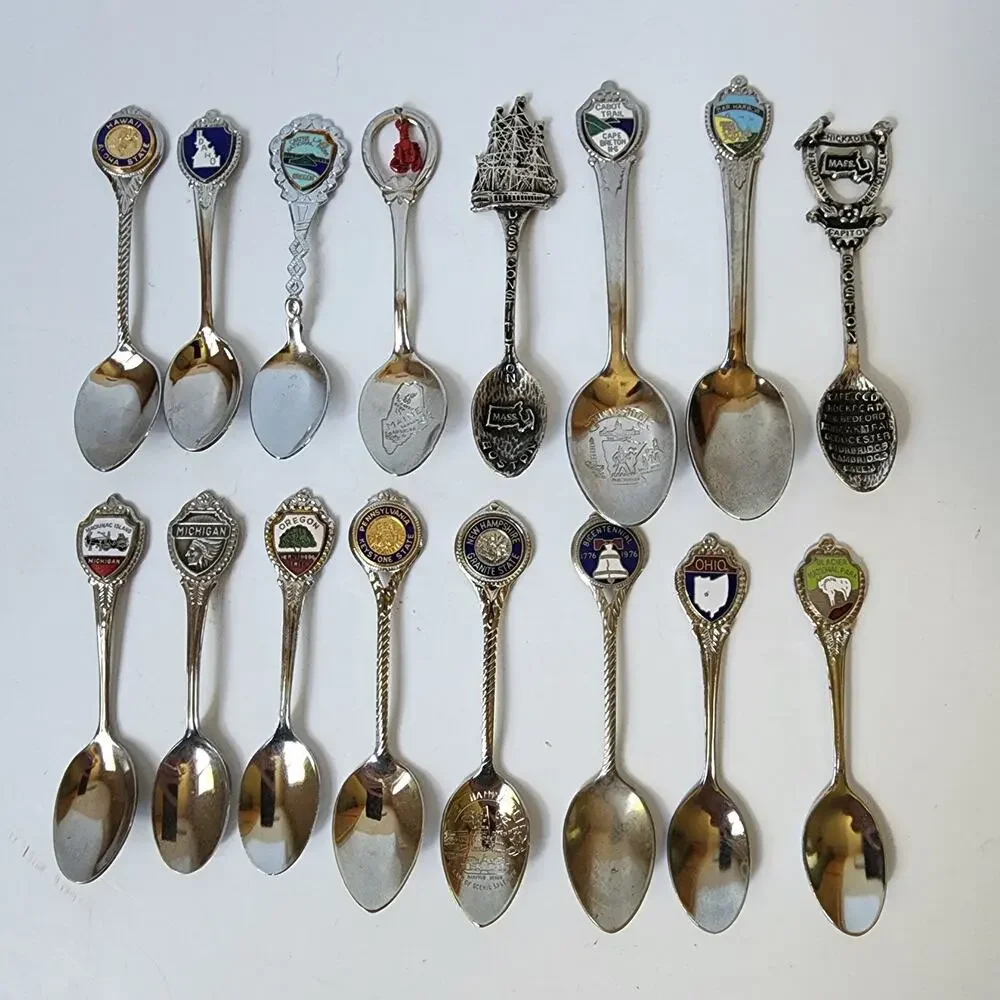Lot Of 16 Souvenier Spoons United States Collector Vintage Assorted